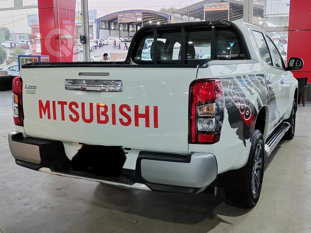 Mitsubishi L200